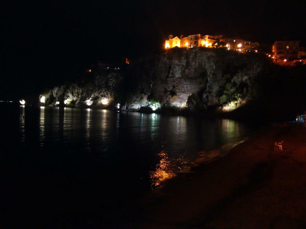 La Casa Di Genny Hotel Agropoli Kültér fotó
